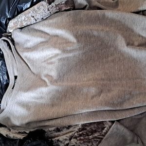 Like new without tags velvet sleeve top